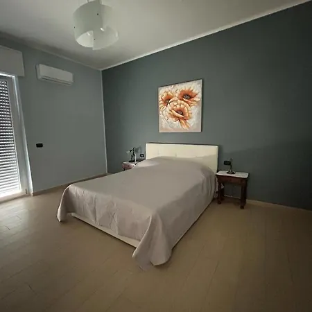 Casa Titti * 博斯科雷亚莱